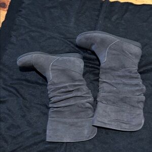 Women's Gray Suede Boots